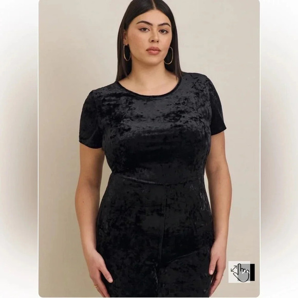 Torrid Full Length Crushed Velvet Short Sleeve Catsuit Size 4 - Picture 4 of 12